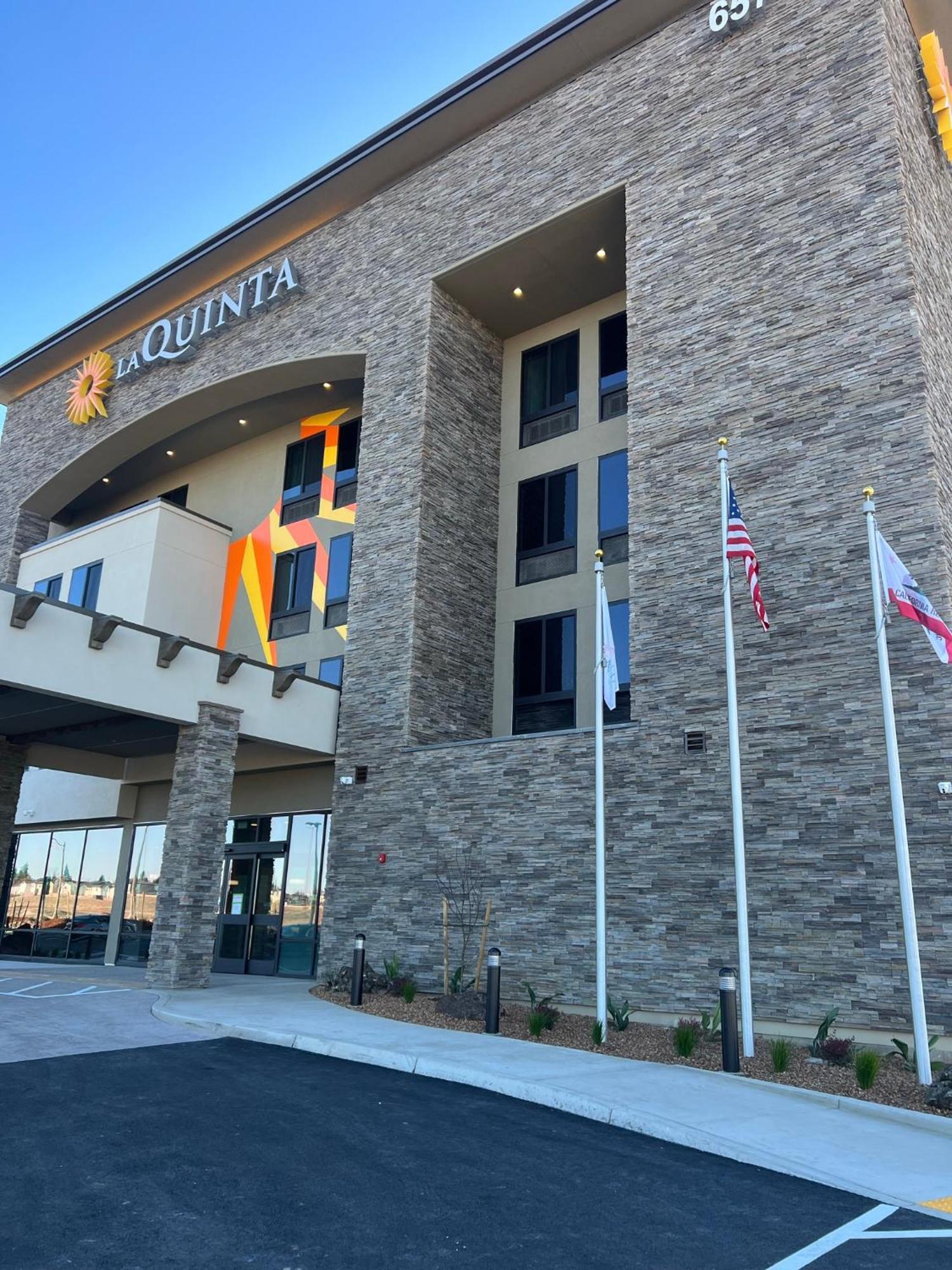 La Quinta Inn And Suites By Wyndham Lincoln Eksteriør bilde