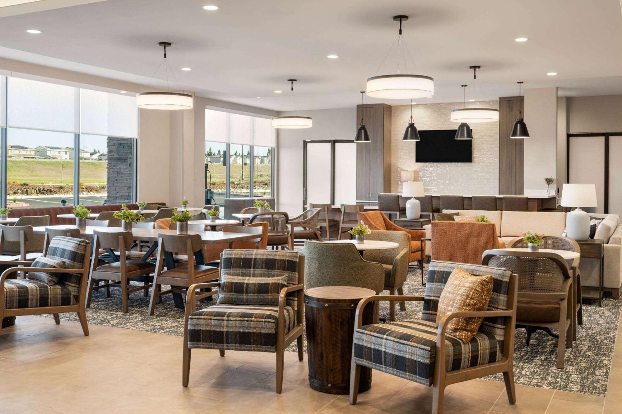 La Quinta Inn And Suites By Wyndham Lincoln Eksteriør bilde